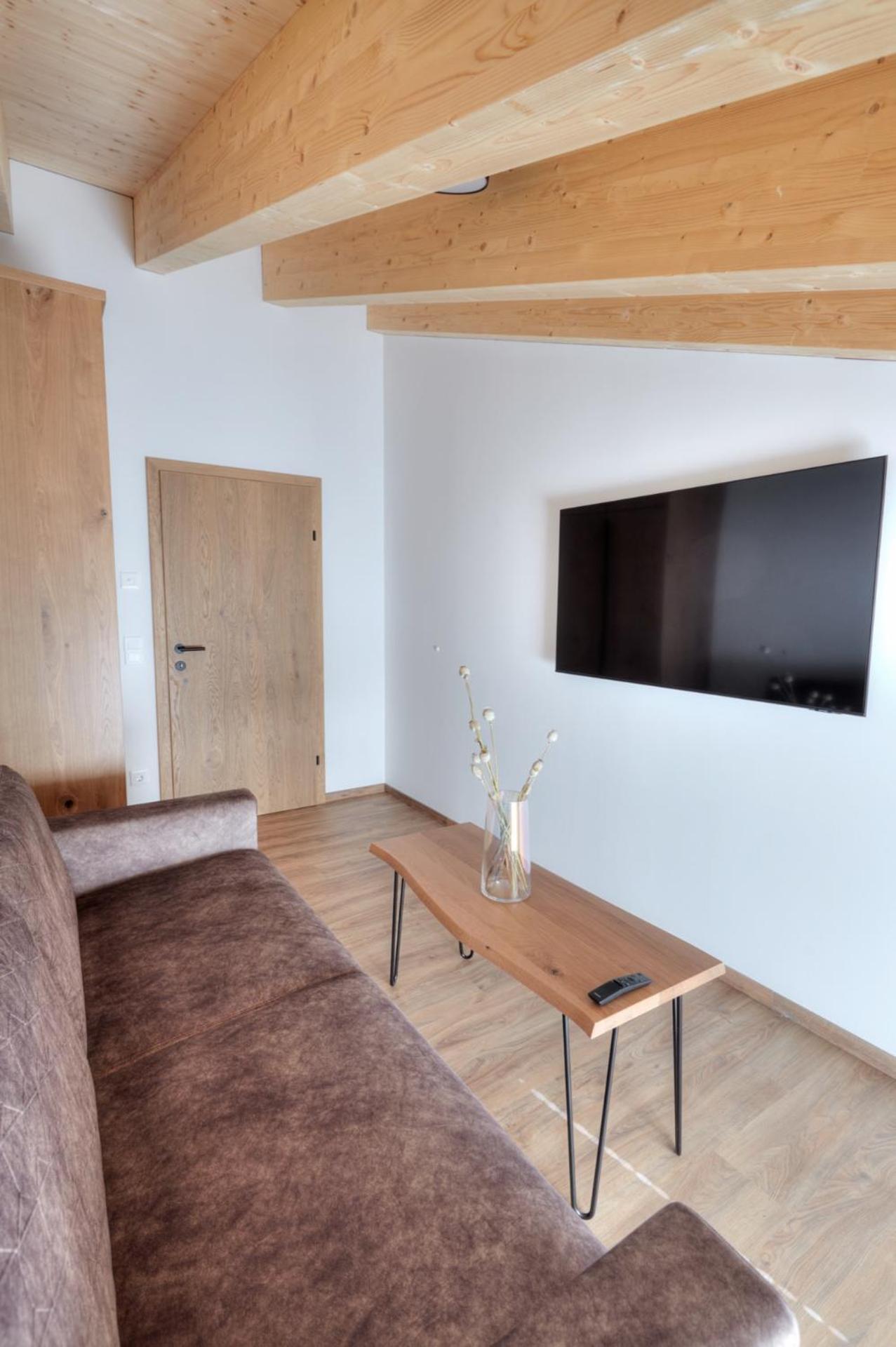 شقة Alpenstolz Damuels Haus 4 - Stilvoll Urlauben In Den Bergen المظهر الخارجي الصورة