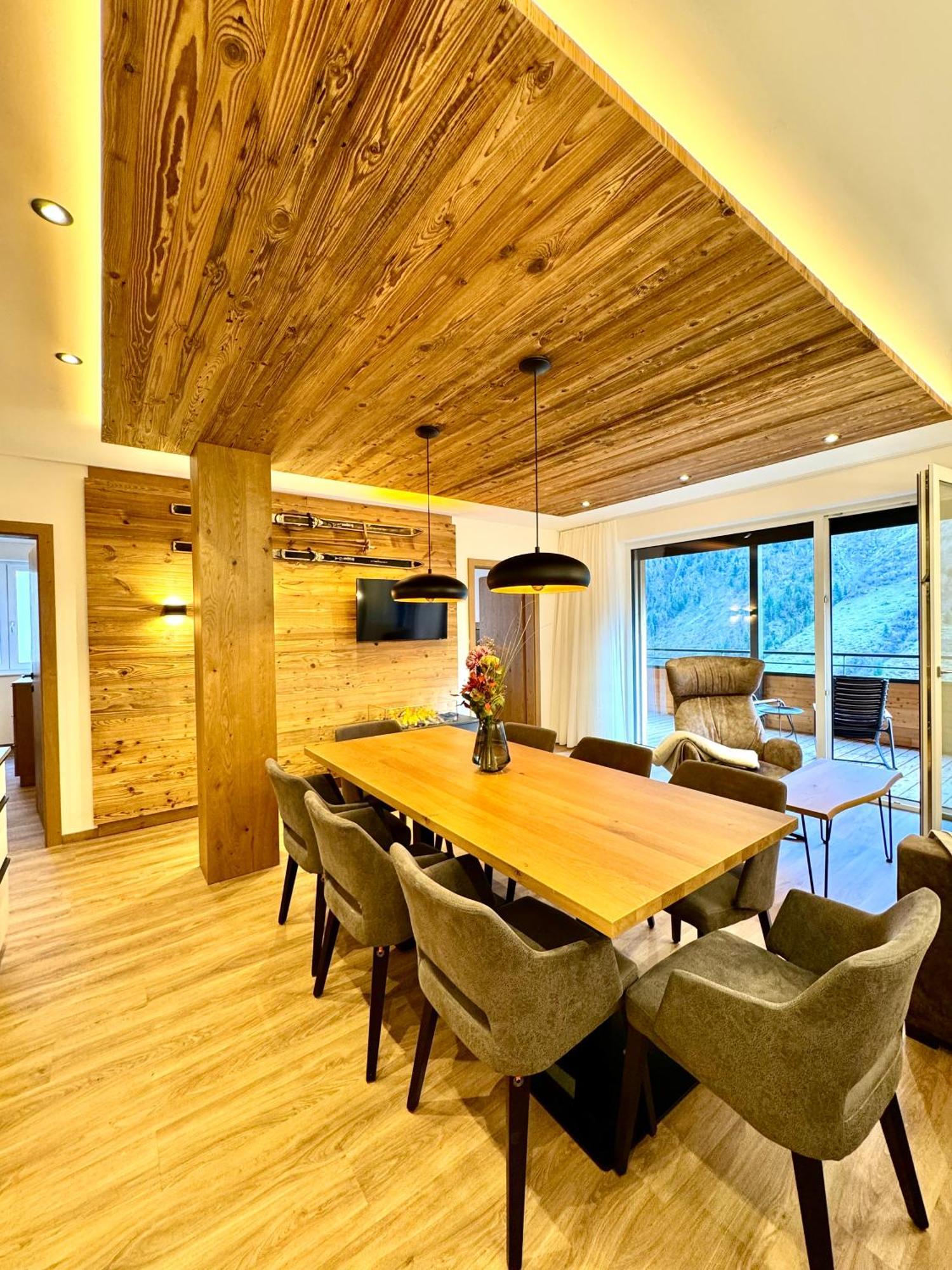 شقة Alpenstolz Damuels Haus 4 - Stilvoll Urlauben In Den Bergen المظهر الخارجي الصورة